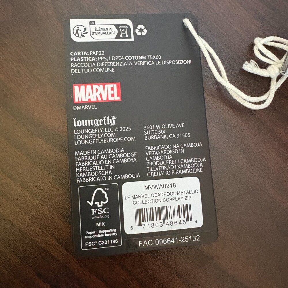 Marvel Loungefly Deadpool Metallic Cosplay Zip Around Coin Wallet Geek Chic New - Picture 3 of 5